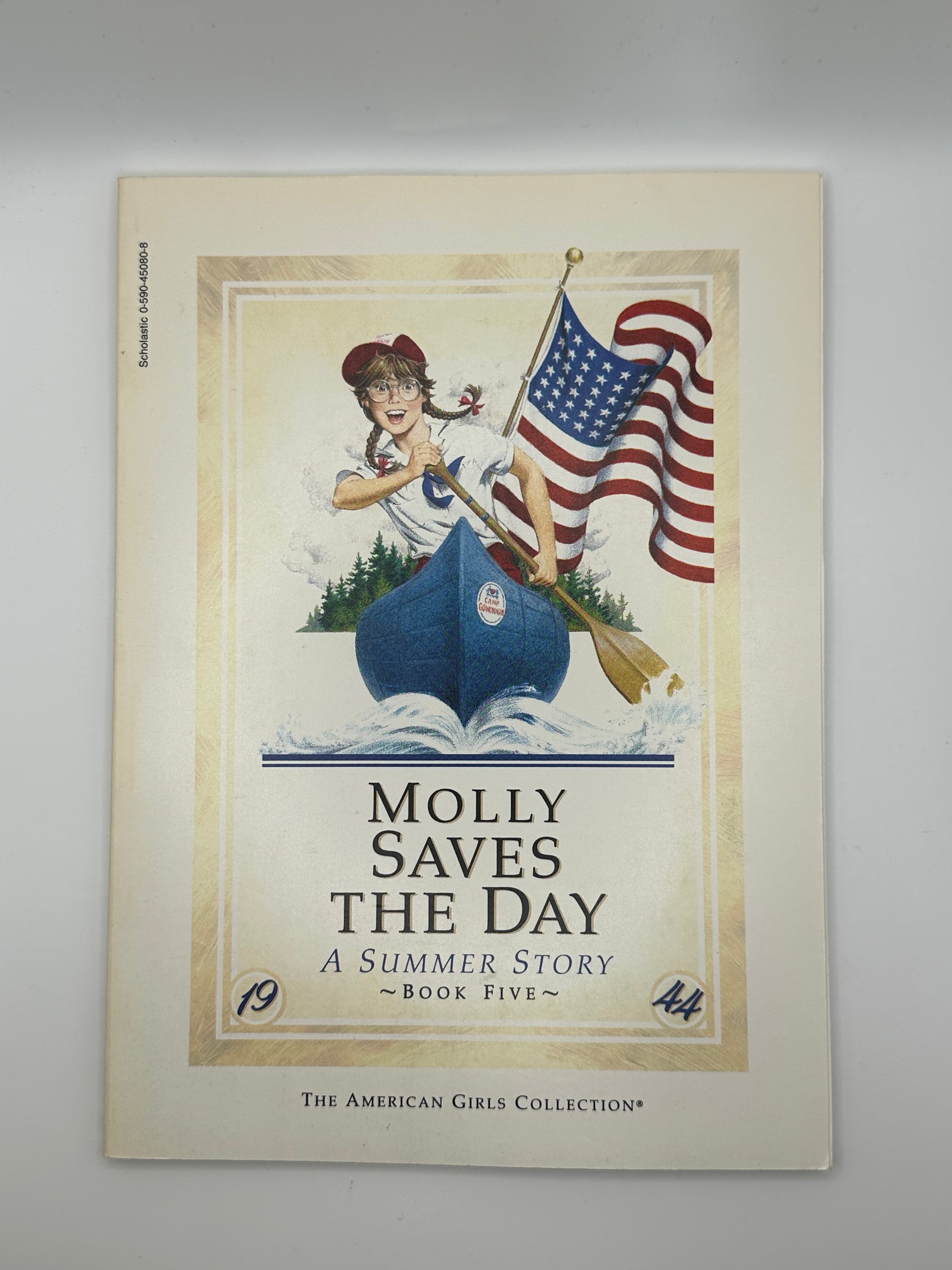Molly Saves the Day: A Summer Story | Valerie Tripp